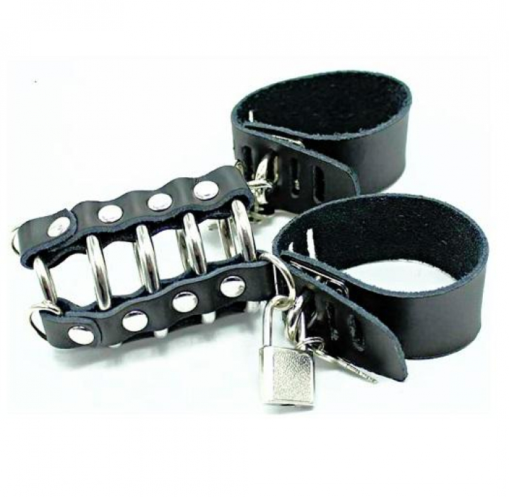 Cinto de Castidade OhMama Fetish Leather Strap Metal Ring Cock Cage With Ball Divider